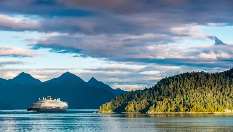 Explora Journeys annuncia una serie di viaggi inaugurali in Alaska per la primavera 2024