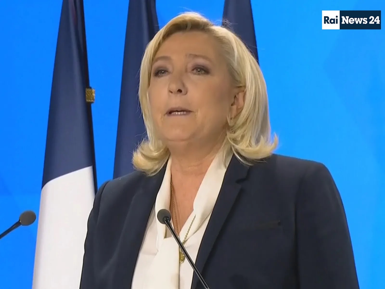 Le Pen: “italiani hanno deciso governo sovranista”
