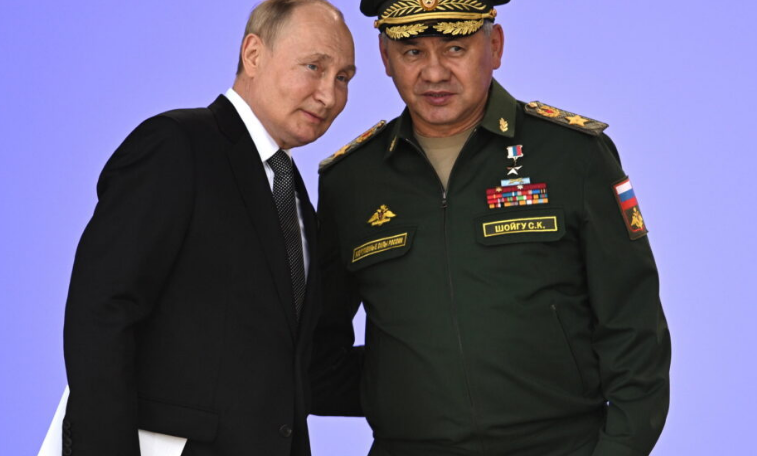 Putin incontra Shoigu: “Nuove armi a truppe valorose”