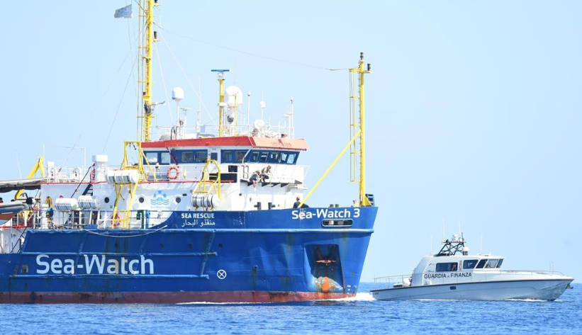Migranti, è ancora stallo: Viminale prepara stretta su navi ong