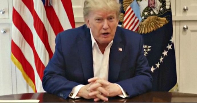 Usa: Trump incriminato per le carte segrete a Mar-a-Lago
