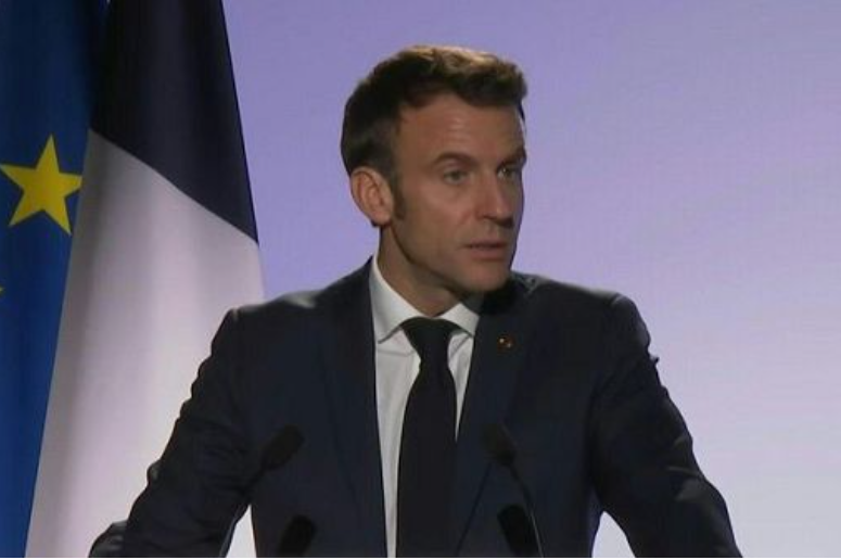 Francia in attesa del discorso di Macron