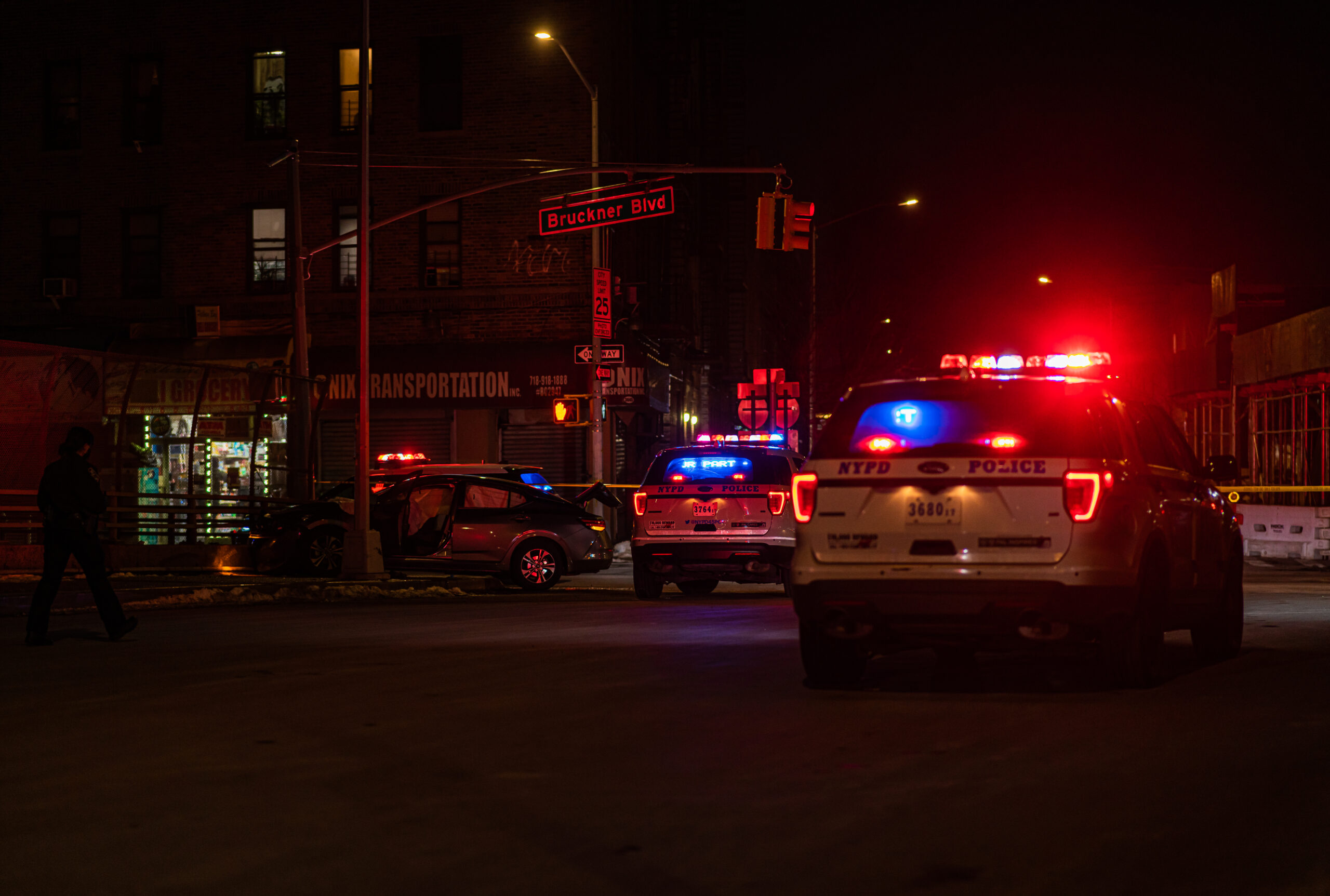 Usa, sparatoria mortale nella metropolitana del Bronx: un morto e cinque feriti
