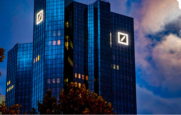 Borse europee in rosso con Deutsche Bank