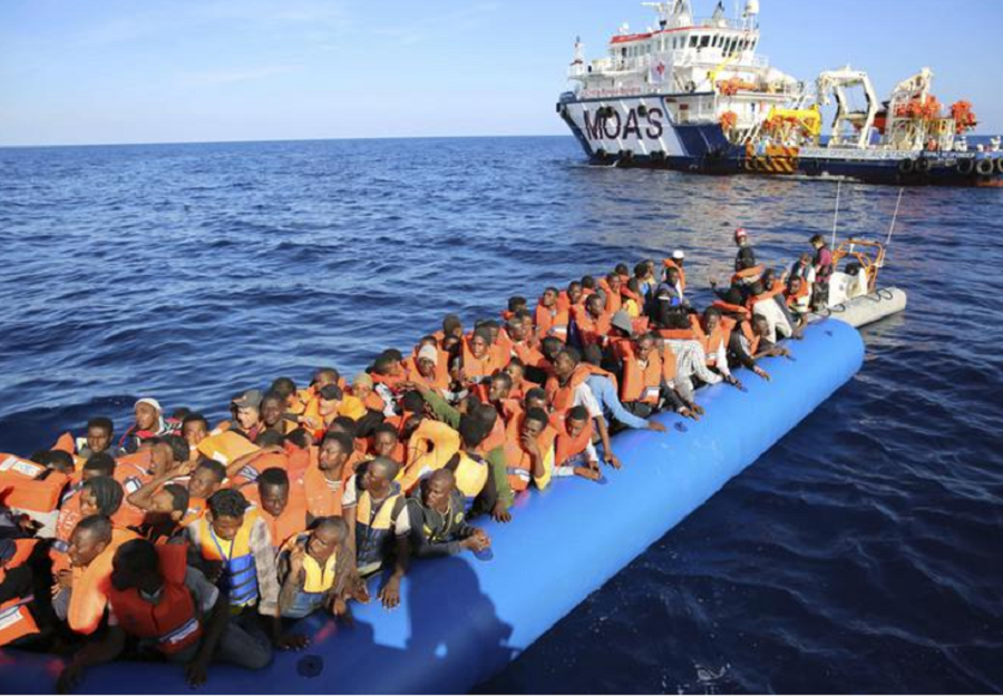 Lampedusa: nuovo sbarco di migranti. Oggi Meloni, von der Leyen e Macron sull’isola