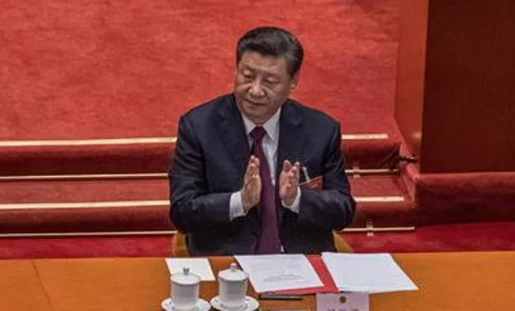 Zelensky invita Xi Jinping a Kiev