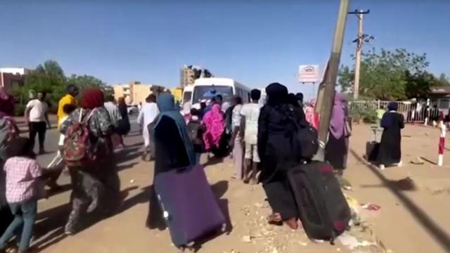 Sudan: evacuati gli italiani