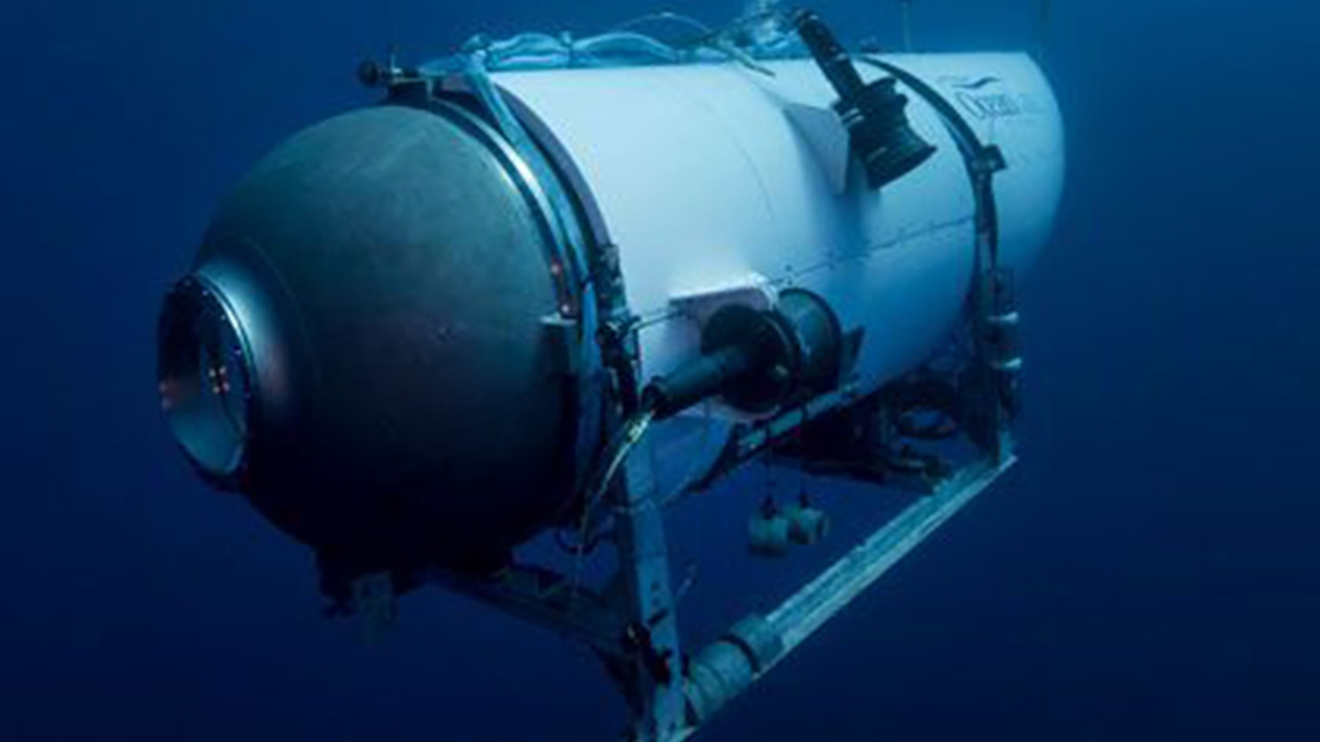 Avvertiti ‘colpi’ nell’area del sottomarino disperso: ricerche in zona