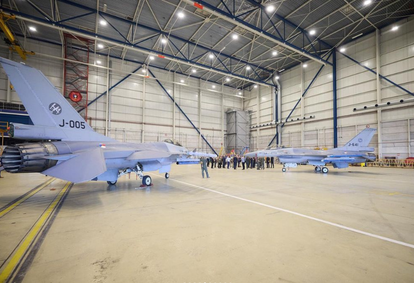 Ucraina riceverà 61 caccia F-16: Olanda e Danimarca confermano l’impegno