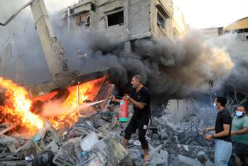 Bombardamenti israeliani causano morti e feriti nella Striscia di Gaza