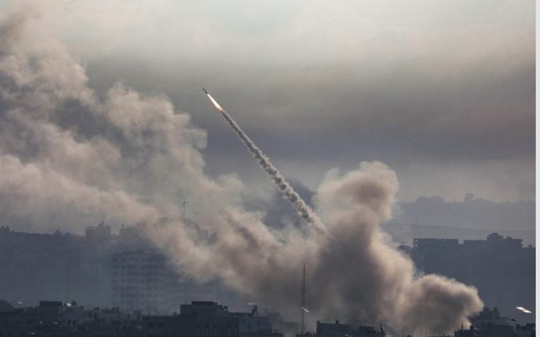 Bombardamenti su Gaza: almeno 50 vittime