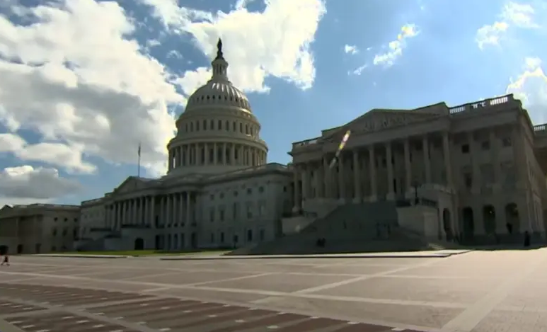 La Camera dei Rappresentanti Usa approva pacchetto di aiuti per l’Ucraina