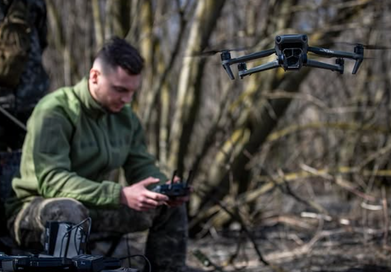 Ucraina, Mosca avverte: adesione alla Nato inaccettabile. Europa sotto pressione sui negoziati