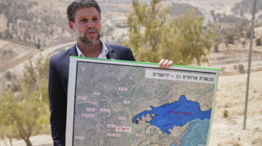 Israele approva l’insediamento ‘E1’ in Cisgiordania mentre si intensifica l’offensiva su Gaza