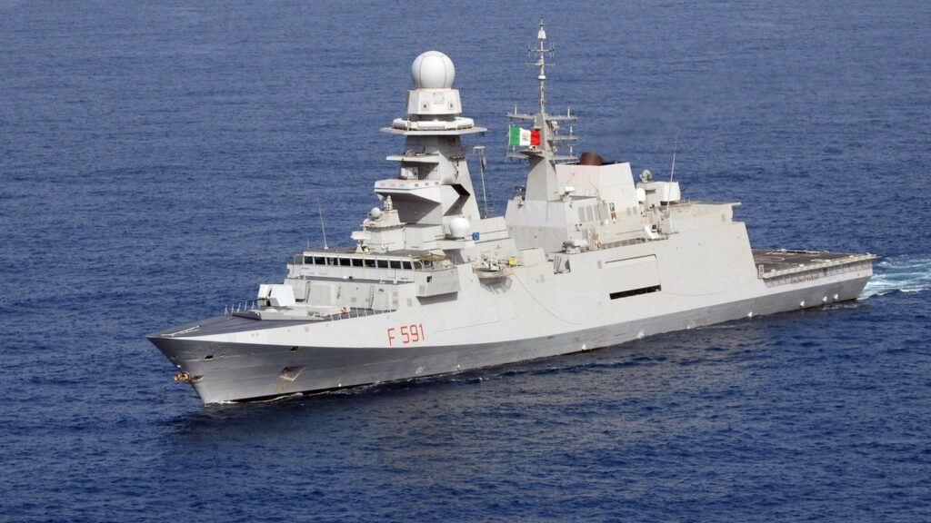 Crosetto: “Non è nostra intenzione fare la guerra a un Paese amico”, l’Italia invia due navi per la Global Sumud Flotilla verso Gaza