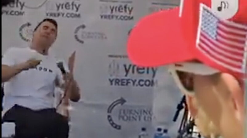 Charlie Kirk, attivista di destra alleato di Trump, ucciso da un proiettile in un campus universitario dello Utah