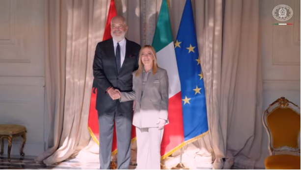 Meloni: “Il Protocollo Italia-Albania è un modello innovativo per la gestione dei migranti”