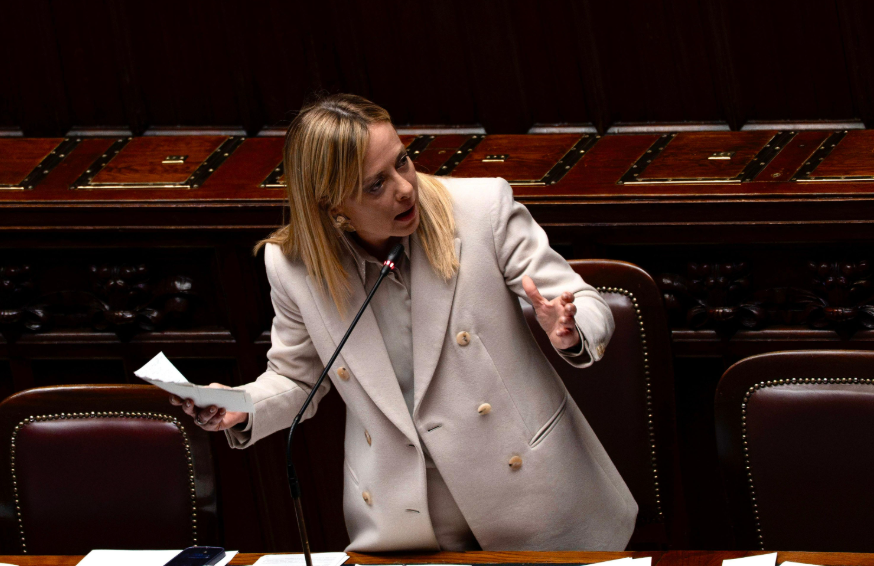 Meloni alla Camera: “Russia impantanata, non abbandoneremo Kiev. Sui beni congelati decisioni complesse”