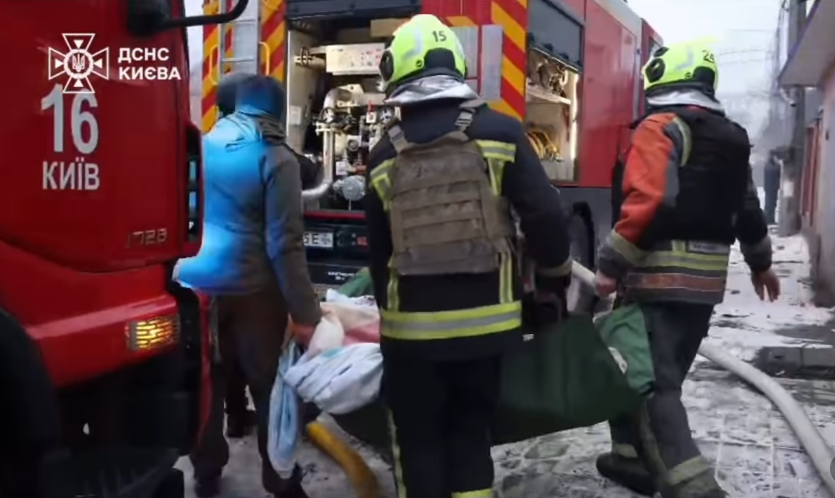 Zelensky in Canada e Mar-a-Lago: vertice per la pace in Ucraina dopo attacco missilistico a Kiev