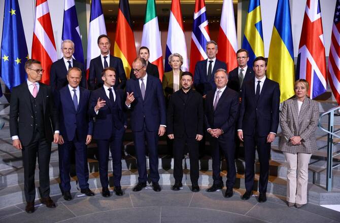 Ucraina, spiragli di pace: “Siamo più vicini che mai alla fine della guerra”, vertice a Berlino e trattative Usa-Kiev avanzano