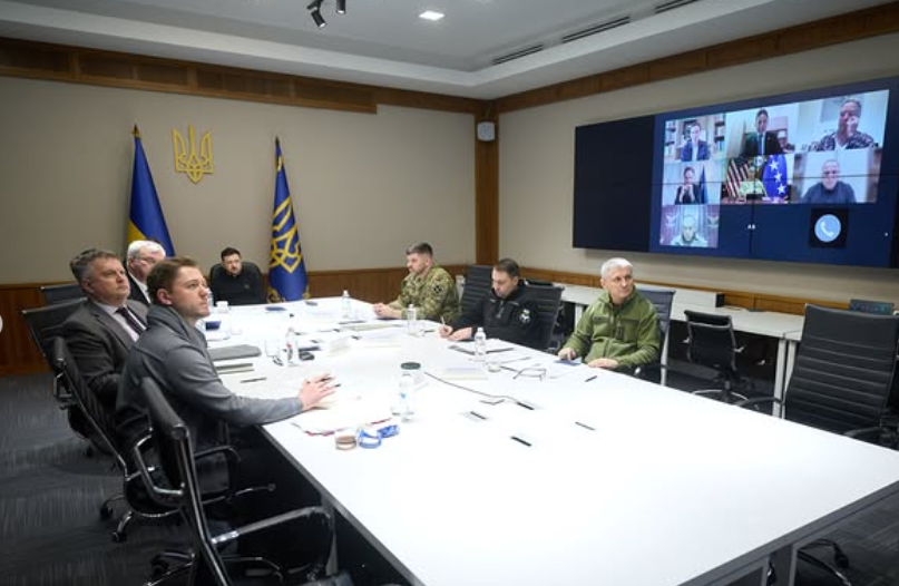 Zelensky: “Le garanzie di sicurezza sono il nodo cruciale per i passi successivi”