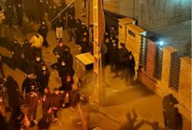 Usa verso un possibile attacco all’Iran: Trump valuta l’intervento, cresce la tensione in Medio Oriente