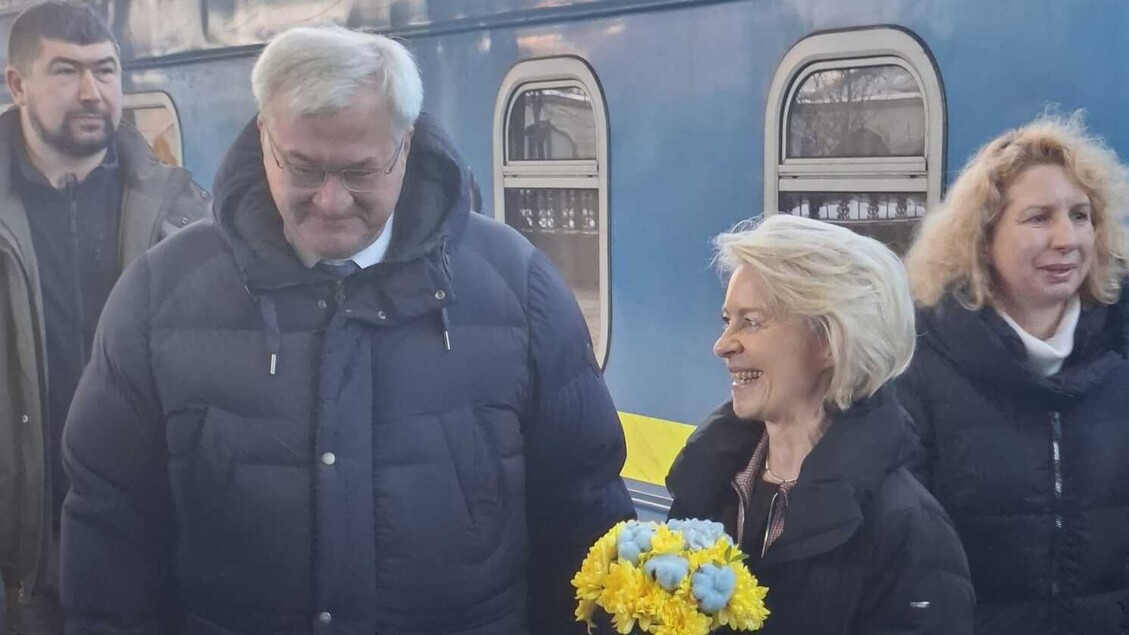 Kiev, Von der Leyen e Costa ribadiscono sostegno all’Ucraina tra tensioni con l’Ungheria