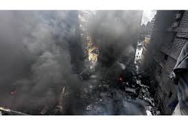 Tensioni USA-Iran, Trump: “Forze schierate fino ad accordo”. Chiuso lo Stretto di Hormuz e allarme NATO