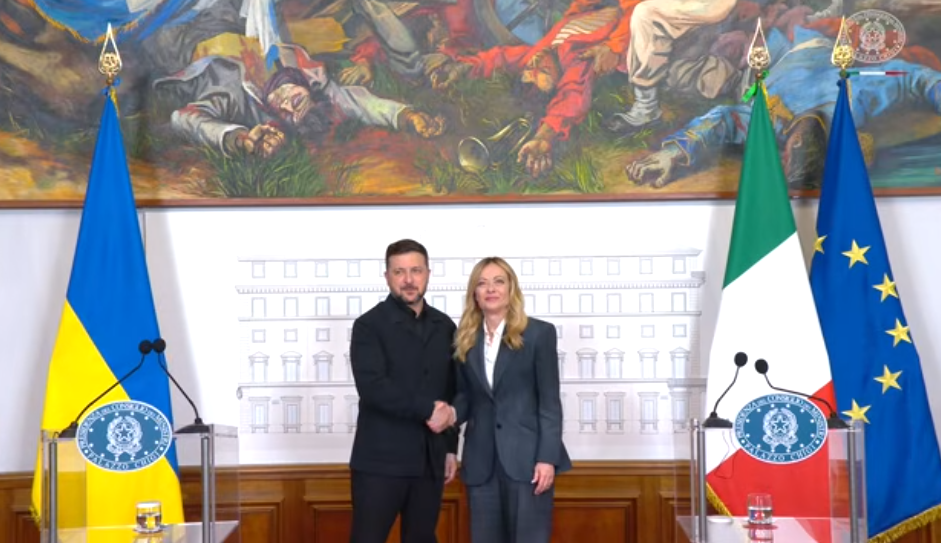 Zelensky a Roma, Meloni e Mattarella ribadiscono il sostegno all’Ucraina